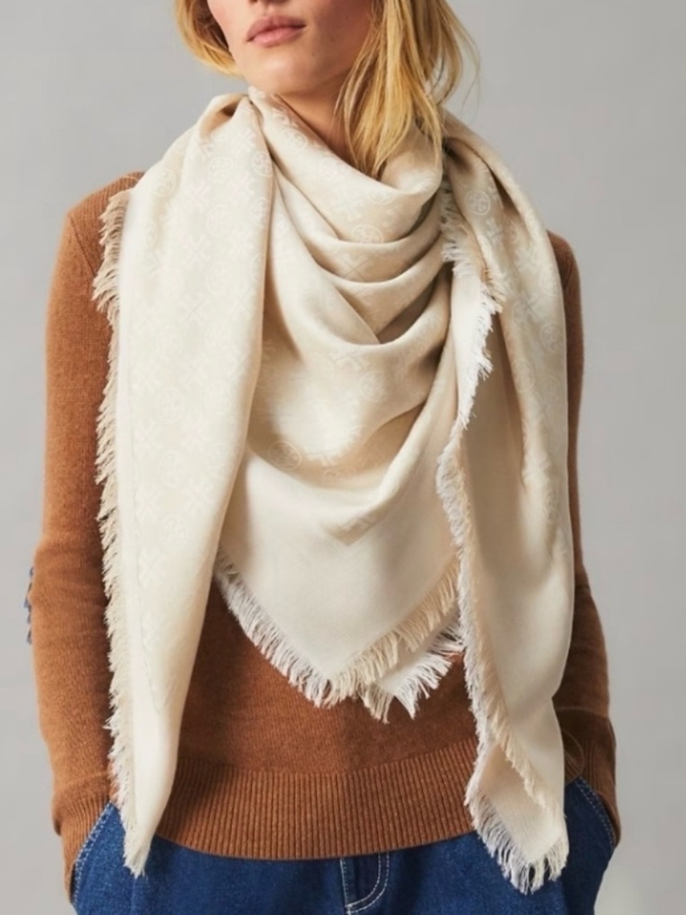 Tory Burch Logo Jacquard Traveler Scarf - NWT